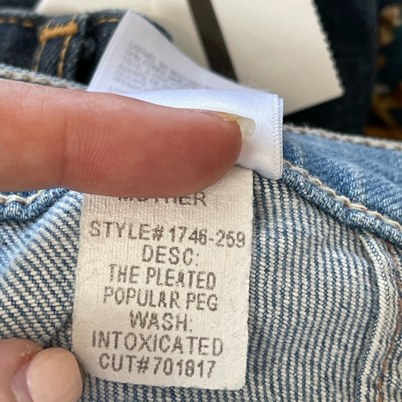 MOTHER Superior The Pleated Poplar Leg Jeans Straight Leg Size 27 - Picture 8 of 10